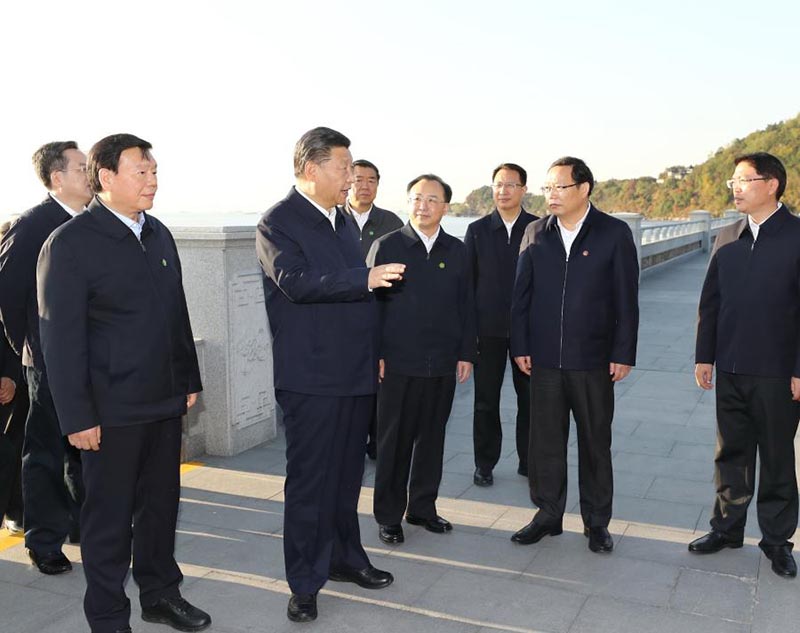 Xi Jinping inspecte la province orientale du Jiangsu