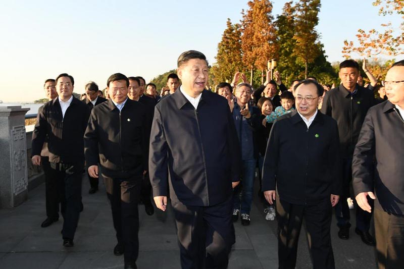 Xi Jinping inspecte la province orientale du Jiangsu