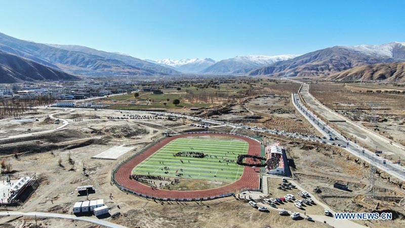 Début de la première compétition sportive des agriculteurs dans le comté de Zhanang au Tibet