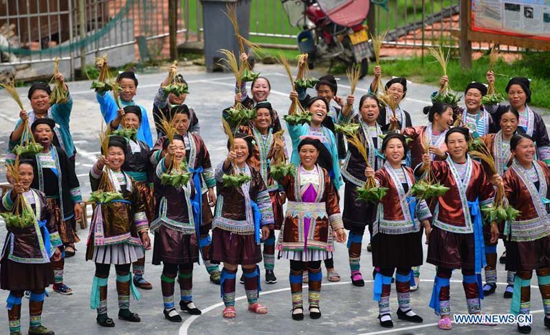 Le patrimoine culturel aide les groupes ethniques d'un comté du sud de la Chine à sortir de la pauvreté