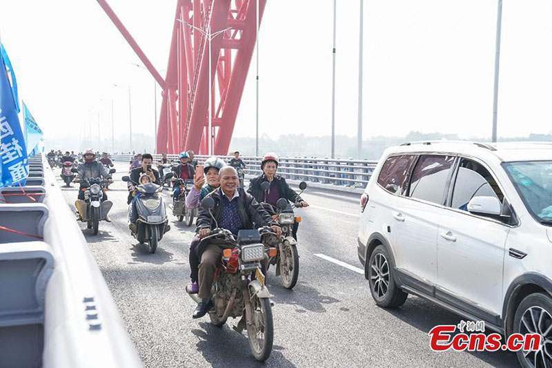 Le 3e pont de Pingnan dans le Guangxi ouvert à la circulation