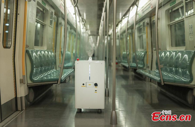 La ligne 4 du métro de Beijing adopte un robot pour désinfecter ses voitures