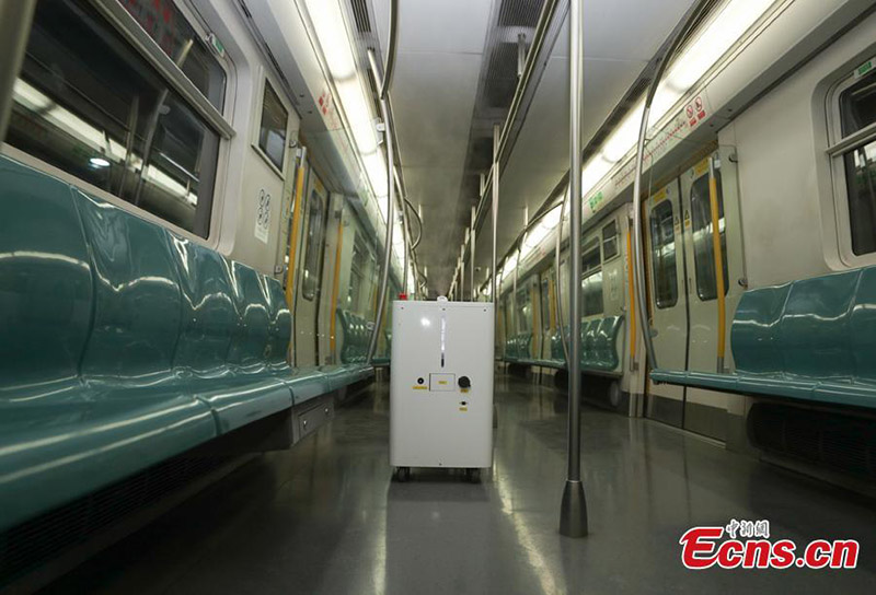 La ligne 4 du métro de Beijing adopte un robot pour désinfecter ses voitures