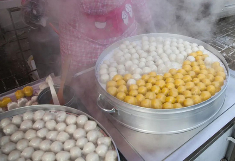 Les aliments surgelés font des collations d'hiver délicieuses