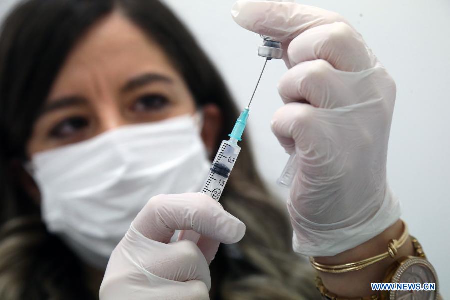 Plus de 3 millions de Turcs re?oivent le vaccin chinois Sinovac