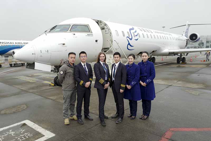 La première pilote femme étrangère d'une compagnie aérienne chinoise vole haut