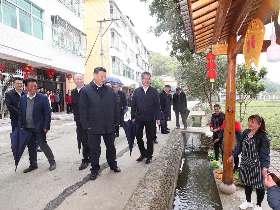 Xi Jinping visite Shaxian durant une tournée d'inspection dans l'est de la Chine