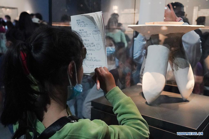 Chine : visite au musée de Sanxingdui au Sichuan (sud-ouest)