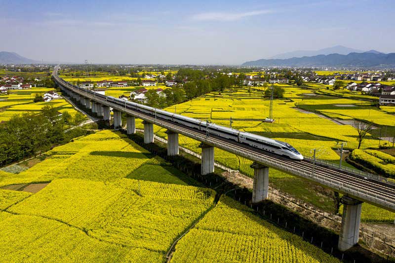 Pourquoi la Chine élabore-t-elle les plans quinquennaux ?