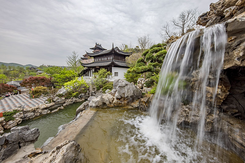 Des puits de mine transformés en jardin d'agrément à Nanjing