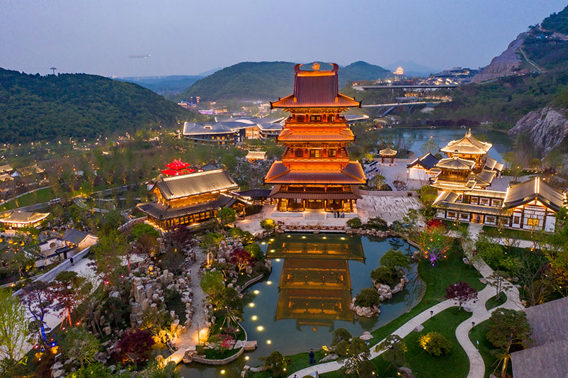 Des puits de mine transformés en jardin d'agrément à Nanjing