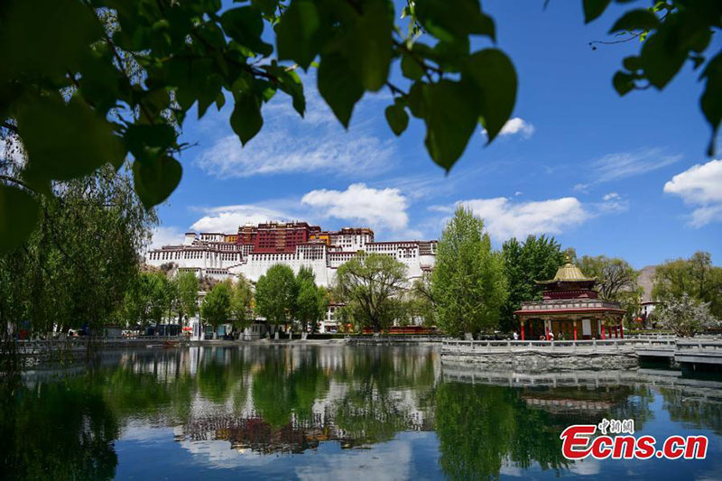 Le tourisme au Tibet devrait conna?tre un essor notable pendant les congés du 1er mai