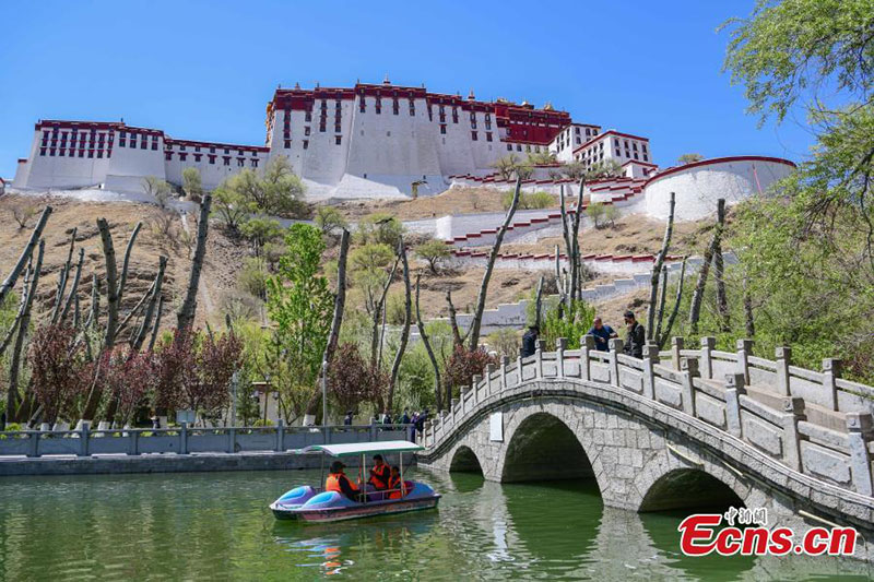 Le tourisme au Tibet devrait conna?tre un essor notable pendant les congés du 1er mai