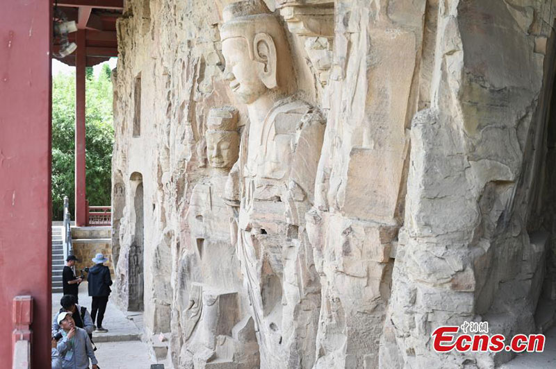 Un ? Trésor national ? vieux de 1 500 ans : le temple de la grotte de Gongyi impressionne les touristes