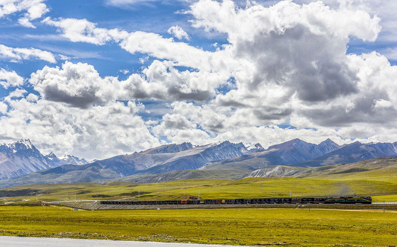 Les grands changements historiques se sont produits à la région autonome du Tibet