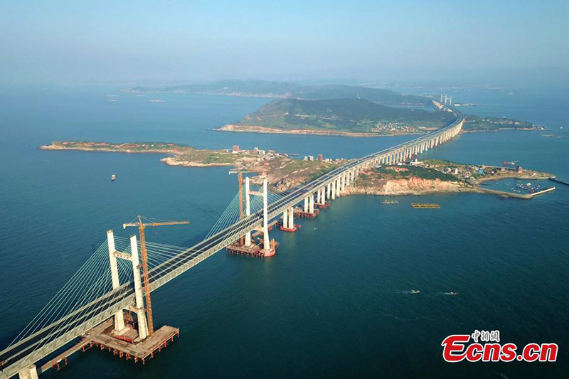 Le grand pont routier et ferroviaire du détroit de Pingtan : le plus long du genre au monde