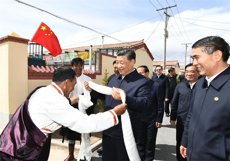 Xi Jinping inspecte le district de Gangcha au Qinghai