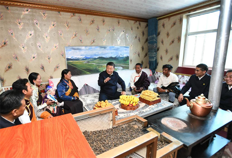 Xi Jinping inspecte le district de Gangcha au Qinghai