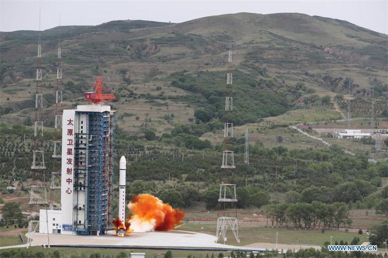 La Chine lance quatre satellites transportés par une fusée Longue Marche-2D