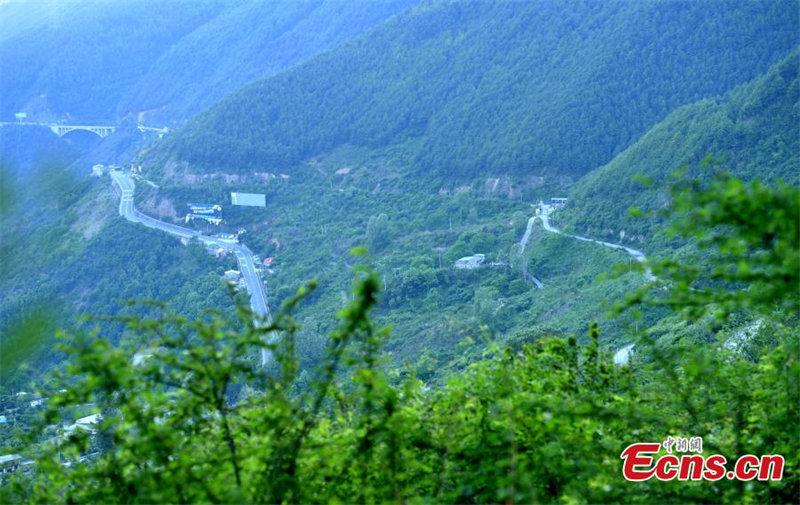 Le ? Premier pont du Sichuan-Tibet ?, un bienfait pour la population locale