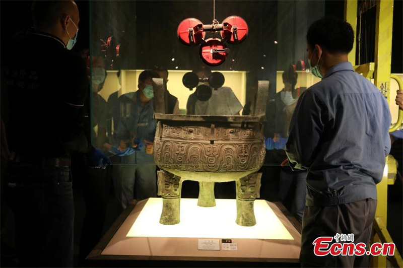 L'ancien vase tripode chinois en bronze Da Ke Ding bient?t exposé avec le Da Yu Ding à Shanghai 