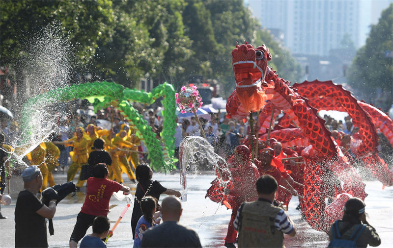 La fête ethnique ? Liuyueliu ? célébrée dans le Guizhou