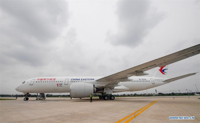 Airbus commence ses livraisons d'A350 en Chine