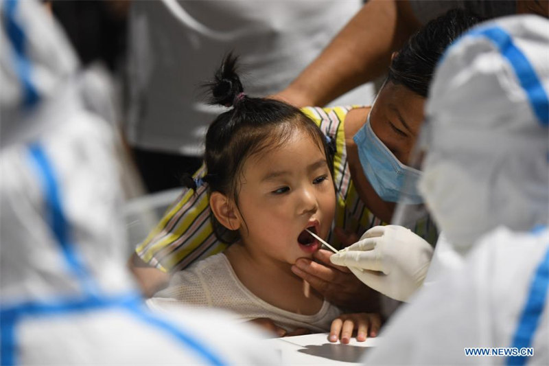 (COVID-19) Chine : Nanjing lance une campagne de dépistage à l'échelle de la ville après des infections dans un aéroport