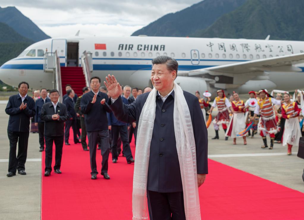 Xi Jinping inspecte le Tibet, insistant sur la stabilité durable et le développement de haute qualité