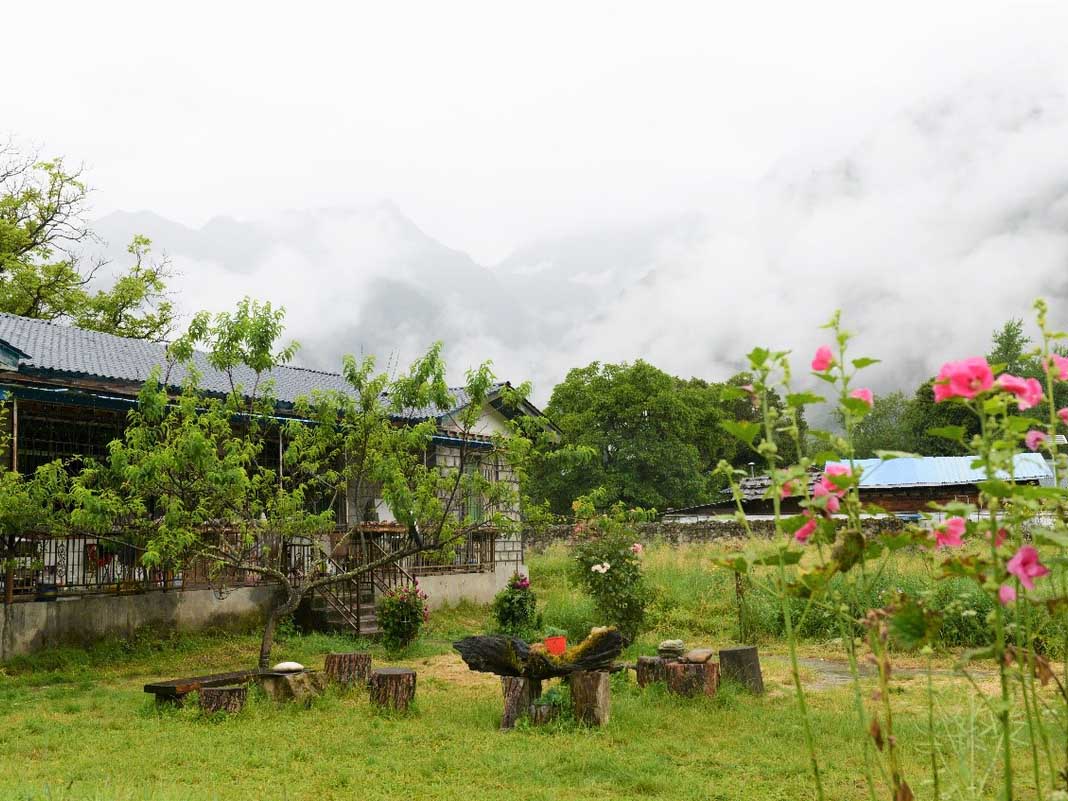 L'hébergement familial, un nouveau moyen de s'enrichir dans un village rural du Tibet