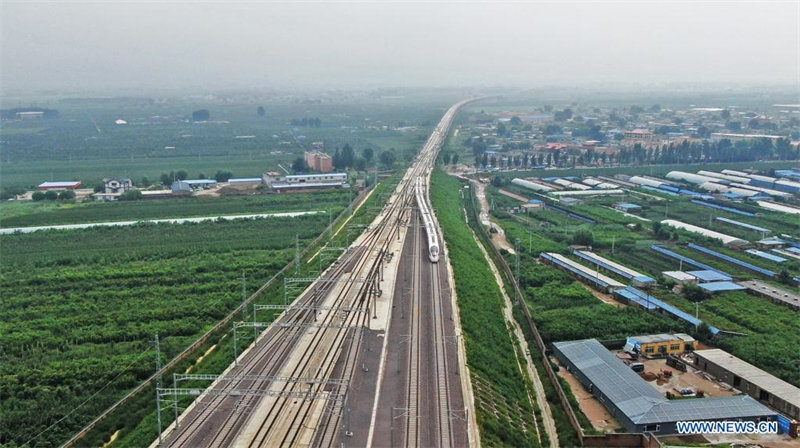 Chine : mise en service d'un nouveau chemin de fer à grande vitesse dans le nord-est