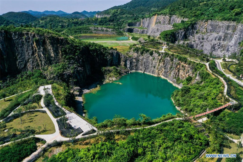 Chine : une carrière transformée en parc pour la restauration de l'environnement