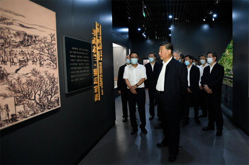 Xi Jinping inspecte la ville de Chengde au Hebei