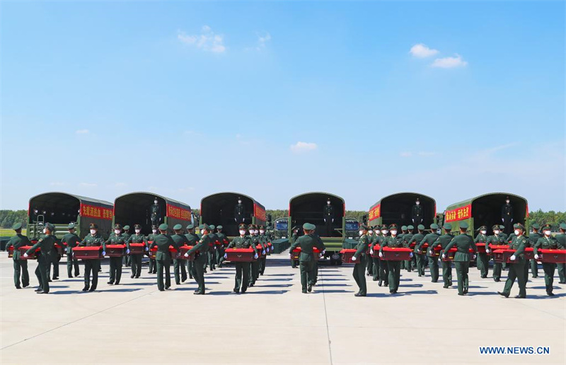 Retour des dépouilles de 109 soldats chinois tués pendant la guerre de Corée