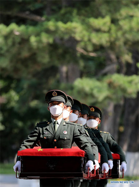 Retour des dépouilles de 109 soldats chinois tués pendant la guerre de Corée