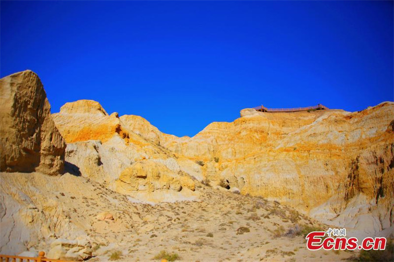 Les paysages du site pittoresque de la Cité du Diable au Xinjiang