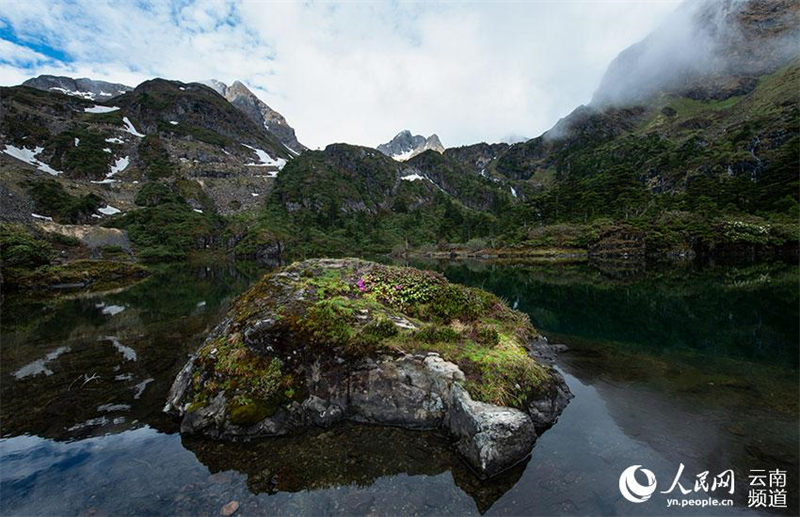 En visite aux lacs du plateau au comté de Weixi pour explorer les secrets du nord-ouest du Yunnan