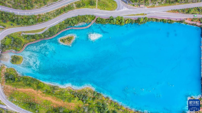 La Vallée de la lune bleue fantastique dans le Yunnan