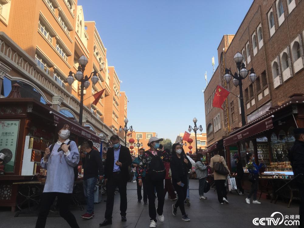 Découvrez le Xinjiang au grand bazar d'Urumqi