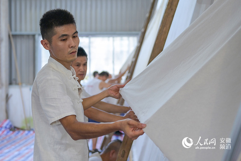 Comment le ? super ? papier de riz chinois est-il fabriqué dans la province de l'Anhui ?