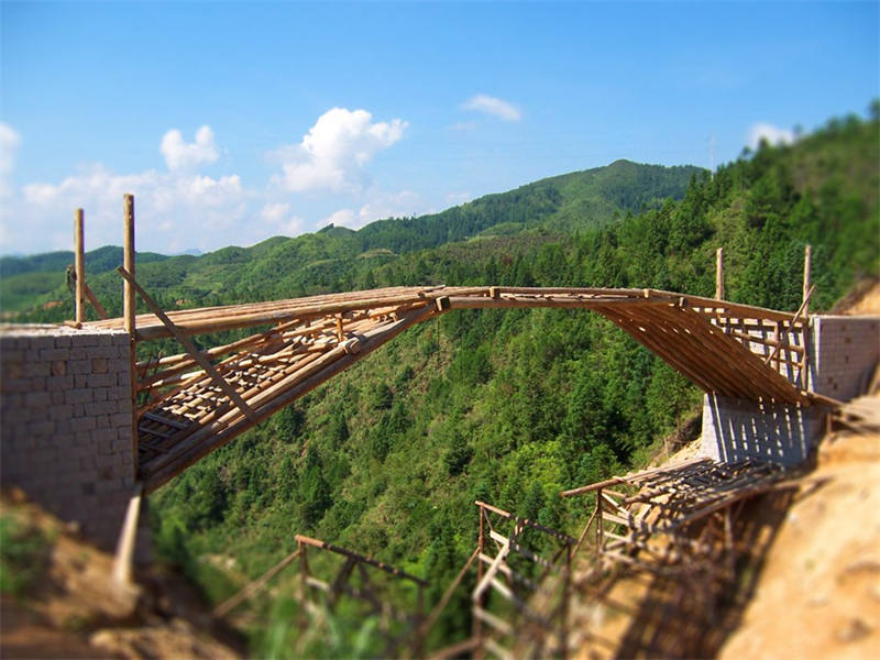 Technique du patrimoine culturel immatériel dans le Fujian : le pont en arc en bois sans clous ni rivets qui tient depuis un siècle