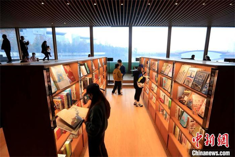 Une librairie sous-marine unique à Chengdu