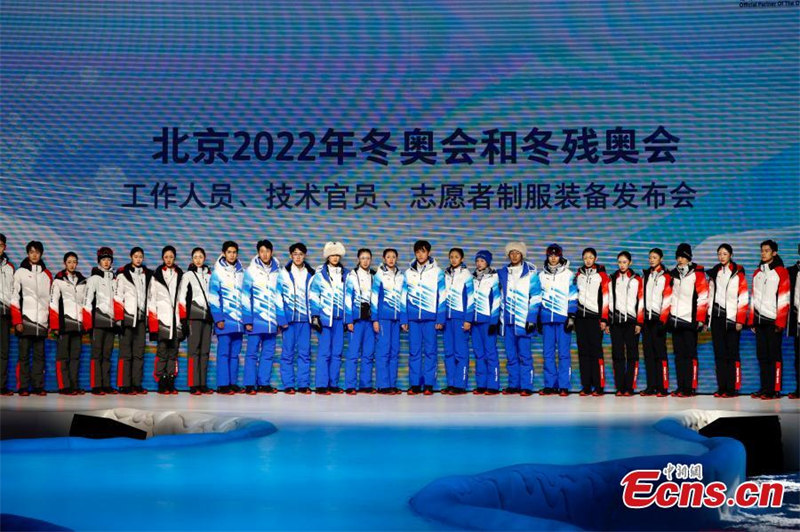 Les JO d'hiver de Beijing 2022 dévoilent leurs uniformes officiels