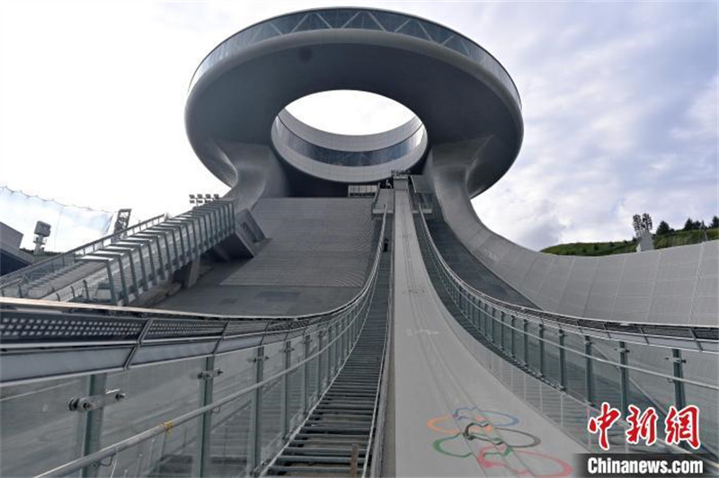 Les Jeux olympiques d'hiver rencontrent la Grande Muraille à Chongli, dans le Hebei