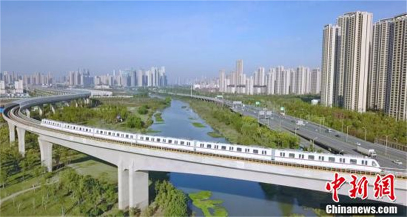 Une première ligne de métro de conduite entièrement automatique est mise à l'essai à Wuhan