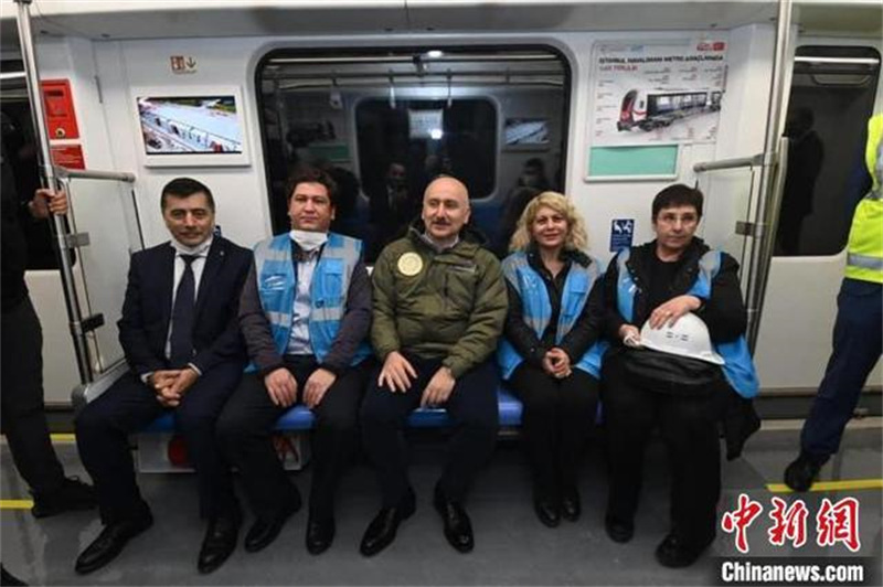 Une rame de métro fabriquée en Chine commence des essais à Istanbul