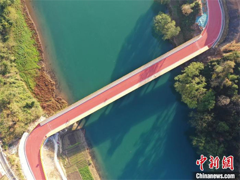 La scène pittoresque de la voie verte de la ? Nostalgie ? à Tongren, dans le Guizhou