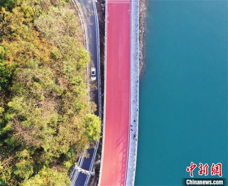 La scène pittoresque de la voie verte de la ? Nostalgie ? à Tongren, dans le Guizhou