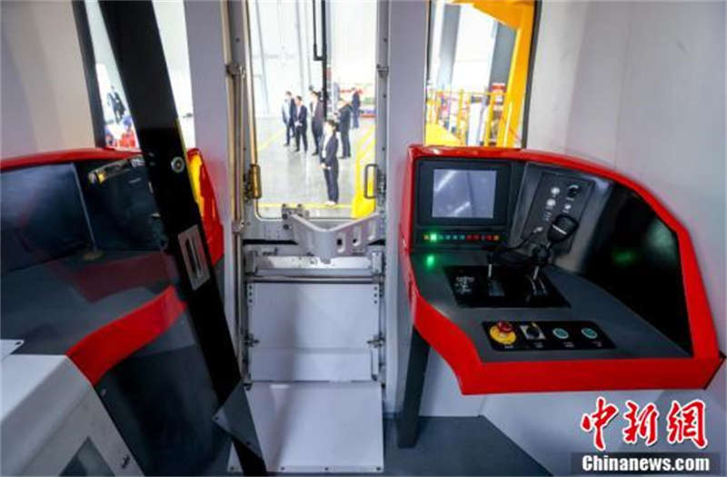 Le premier train aérien maglev de Chine est sorti des cha?nes de production à Wuhan