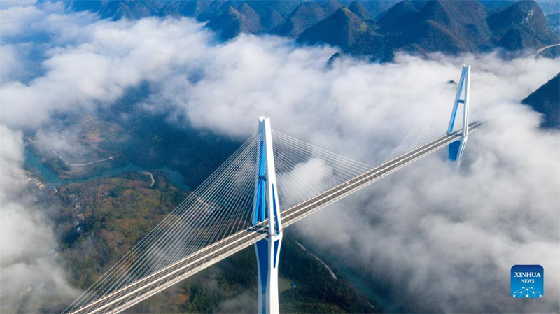 En photos : des ponts du Guizhou vus du ciel